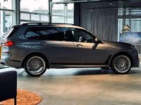 Neu Alpina XB7 621 PS (456 kW) 2026 Skyscraper grau metallic SUV