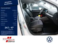 Gebraucht VW Golf VIII Active 150 PS (110 kW) 2022 Weiß Limousine