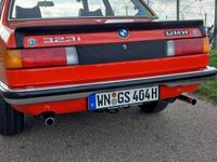 gebraucht BMW 323 i