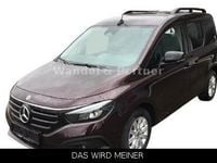 Gebraucht Mercedes EQT200 89 kW (122 PS) 2023 Rot Van / Kleinbus