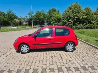 Gebraucht Renault Clio II Campus 58 PS (42 kW) 2008 Rot Limousine