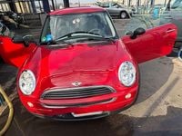 Gebraucht Mini ONE 90 PS (66 kW) 2002 Rot Kleinwagen