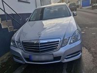 Gebraucht Mercedes E200 Elegance 184 PS (135 kW) 2010 Silber Limousine