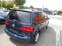 Gebraucht VW Touran Comfortline 105 PS (77 kW) 2012 Blau Van / Kleinbus