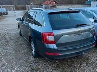 Gebraucht Skoda Octavia Style 110 PS (80 kW) 2015 Grau Kleinwagen