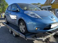 Gebraucht Nissan Leaf Basis 80 kW (109 PS) 2012 Blau (efficient blue (m)) Kleinwagen