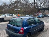 Gebraucht Renault Clio II 60 PS (44 kW) 2003 Blau Kleinwagen