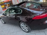 Gebraucht Jaguar XF Portfolio 179 PS (131 kW) 2016 Rot Limousine