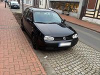 Gebraucht VW Golf IV 75 PS (55 kW) 2002 Schwarz Kleinwagen