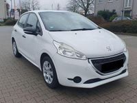 Gebraucht Peugeot 208 Access 68 PS (50 kW) 2014 Weiß Kleinwagen