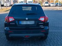 Gebraucht Suzuki Vitara 120 PS (88 kW) 2016 Schwarz SUV