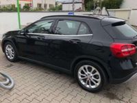 gebraucht Mercedes GLA220 GLA 220CDI 4Matic 7G-DCT Urban