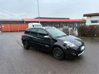 Gebraucht Renault Clio GrandTour Night&Day 106 PS (77 kW) 2012 Schwarz Kombi