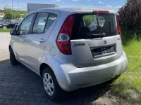 Gebraucht Suzuki Splash 65 PS (47 kW) 2010 Silber Kleinwagen