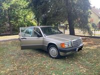 Gebraucht Mercedes 190 109 PS (80 kW) 1991 Beige Limousine