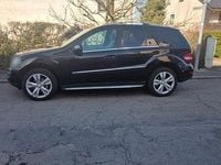 Gebraucht Mercedes ML350 231 PS (169 kW) 2010 Schwarz SUV