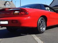 Gebraucht Chevrolet Camaro 288 PS (211 kW) 2001 Rot Coupé