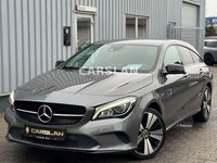 Gebraucht Mercedes CLA220 Shooting Brake Night 184 PS (135 kW) 2018 Grau Kombi