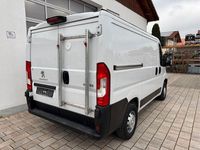 Gebraucht Peugeot Boxer Premium 120 PS (88 kW) 2022 Weiß Van