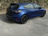 Gebraucht Ford Focus Trend 125 PS (91 kW) 2019 Blau Limousine