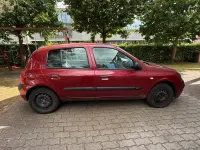 Gebraucht Renault Clio 75 PS (55 kW) 2003 Rot Kleinwagen
