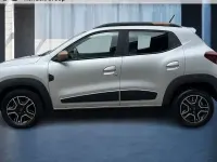 Gebraucht Dacia Spring Extreme 47 kW (65 PS) 2024 Diamantsilbergrau Kleinwagen