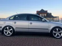 Gebraucht VW Passat 101 PS (74 kW) 1999 Silber Limousine