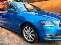 Gebraucht Skoda Octavia LAURIN & KLEMENT 184 PS (135 kW) 2019 Blau Kombi