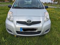 gebraucht Toyota Yaris 1,33-l-Dual-VVT-i Cool Klimaanlage Top