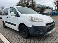 Gebraucht Peugeot Partner 92 PS (67 kW) 2012 Weiß Van / Kleinbus