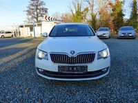 Gebraucht Skoda Superb Exclusive 140 PS (102 kW) 2015 Weiß Kombi
