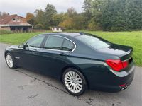 Gebraucht BMW 740 306 PS (225 kW) 2012 Grün Limousine