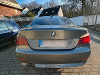 Gebraucht BMW 530 218 PS (160 kW) 2004 Grau Limousine