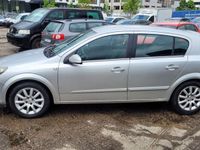 gebraucht Opel Astra Lim. Elegance +++ 148 Tkm +++