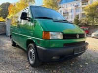 Second-hand VW Transporter 116 CP (85 kW) 2000 Verde Van