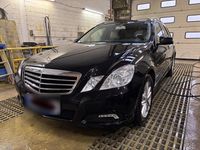 Gebraucht Mercedes E200 136 PS (100 kW) 2010 Schwarz Kombi