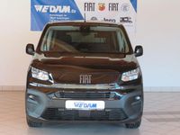 Neu Fiat Doblò 102 PS (75 kW) 2025 Cinema schwarz Van / Kleinbus
