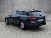 Gebraucht VW Passat Business 150 PS (110 kW) 2024 Mangangrau metallic Kombi