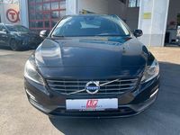 Gebraucht Volvo V60 136 PS (100 kW) 2015 Schwarz Kombi