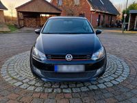 Gebraucht VW Polo 75 PS (55 kW) 2014 Schwarz Kleinwagen