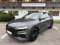 Gebraucht Audi Q8 Ambiente 381 PS (280 kW) 2022 Daytonagrau perleffekt SUV
