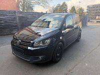 Gebraucht VW Touran Match 140 PS (102 kW) 2012 Schwarz Van / Kleinbus