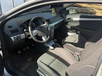 Gebraucht Opel Astra GTC 140 PS (102 kW) 2008 Silber Coupé