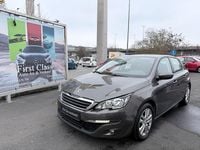 Gebraucht Peugeot 308 Active 120 PS (88 kW) 2015 Braun Kleinwagen
