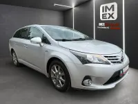 Gebraucht Toyota Avensis 150 PS (110 kW) 2012 Silber Limousine