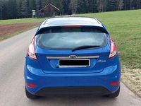 Gebraucht Ford Fiesta Titanium 125 PS (91 kW) 2013 Blau Kleinwagen