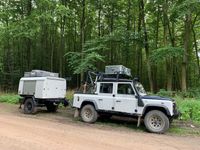gebraucht Land Rover Defender mit Offroad-Anhänger Gespann