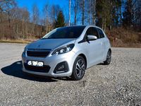 Gebraucht Peugeot 108 Active 82 PS (60 kW) 2014 Silber Kleinwagen