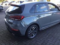 Neu Hyundai i30 N Line 140 PS (102 kW) 2026 Grau Limousine