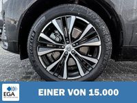 Gebraucht Volvo XC60 Plus 197 PS (144 kW) 2023 Metallic SUV